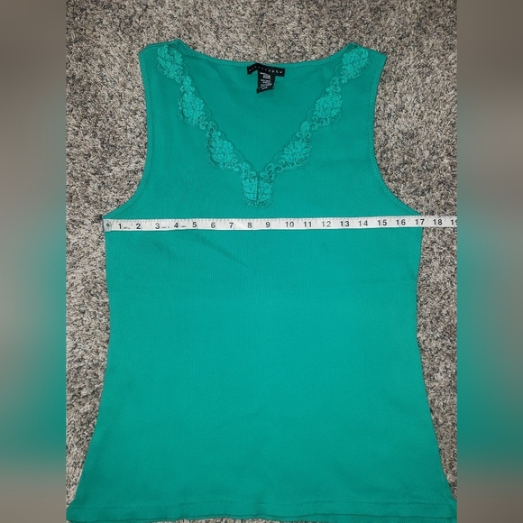 Apostrophe| 100% Cotton Lace Trimmed Ribbed Tank Top - Picture 3 of 5